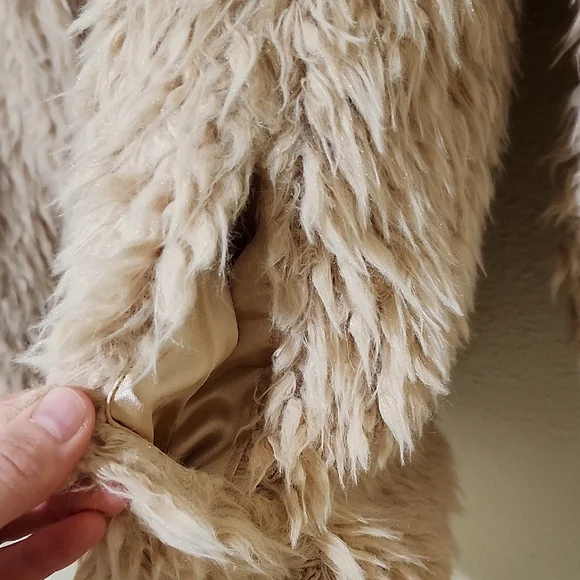 Thread & Supply Gold Cream Teddy Jacket Oversized Fuzzy - Picture 7 of 11